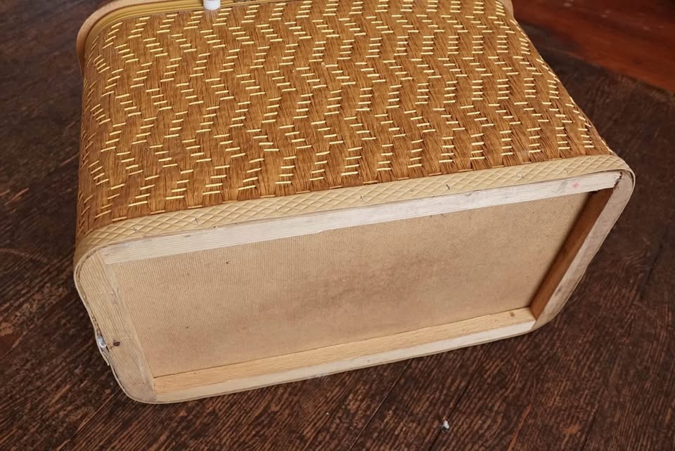 Vintage Tan Brown Redmon Picnic Basket