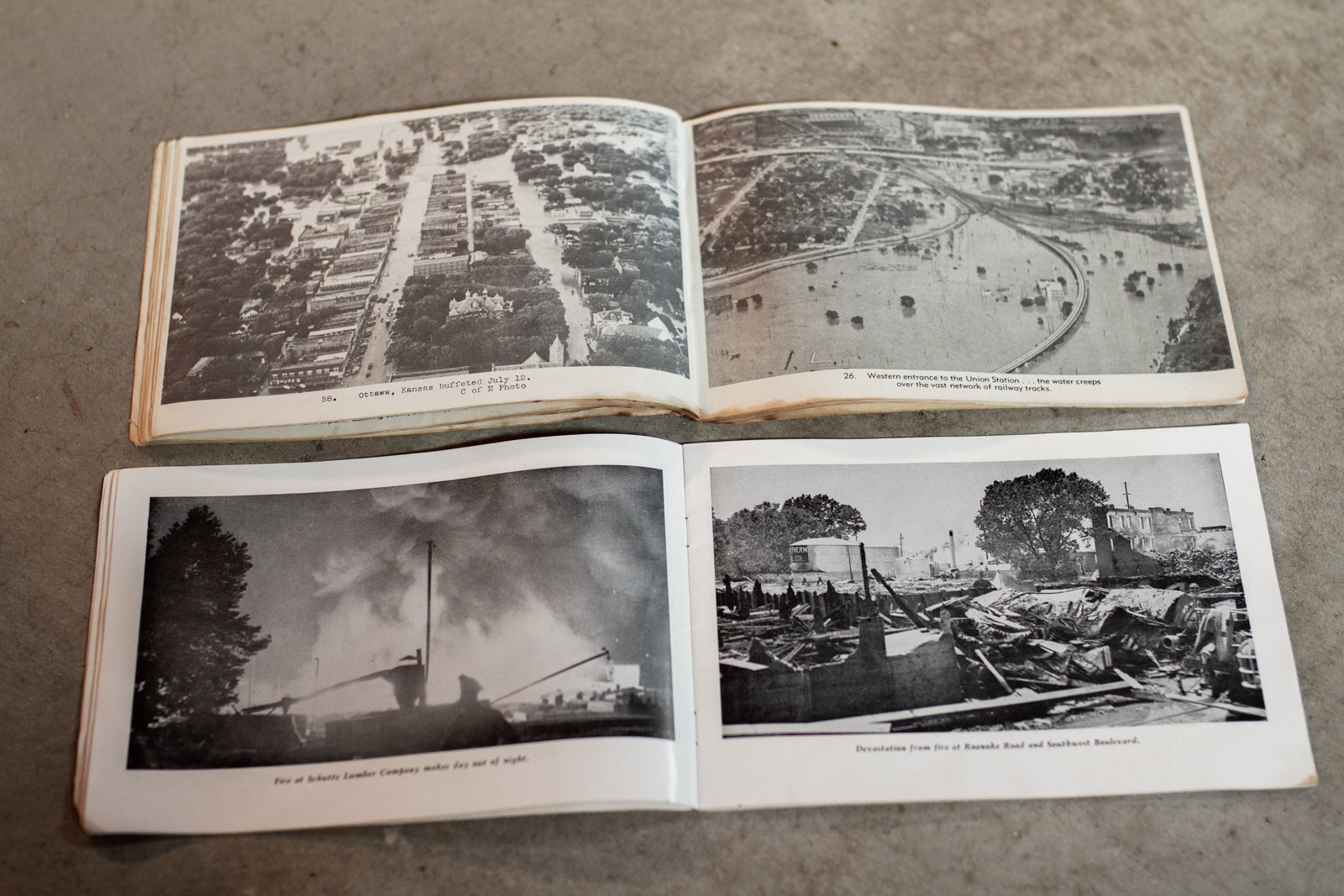 Photo Brochures 1951 Flood of Kansas City