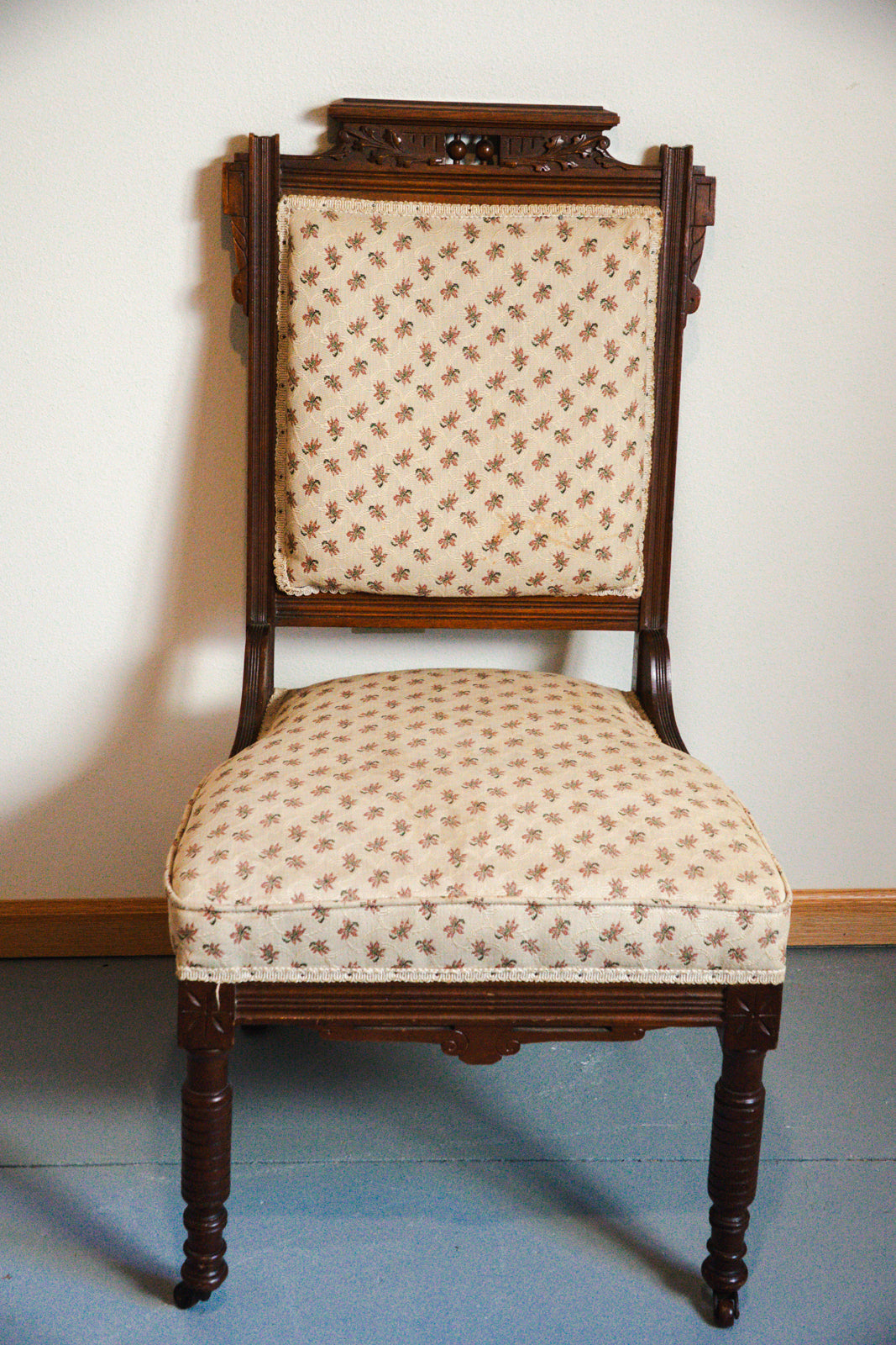 Victorian Wood Floral Print Upholstered Chair