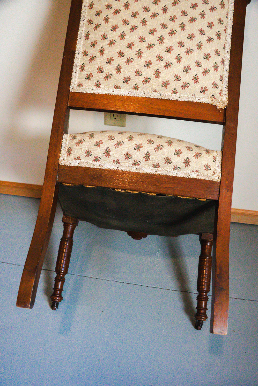 Victorian Wood Floral Print Upholstered Chair