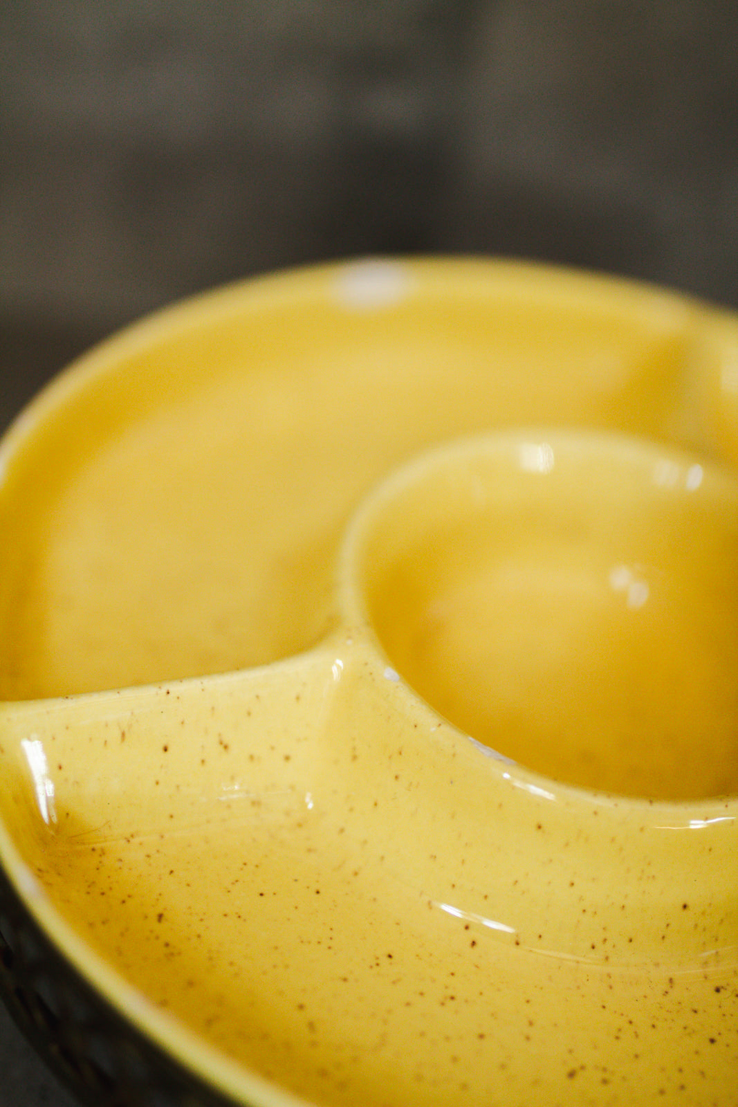 Vintage Speckled Yellow Don Jay California Pottery Lazy Susan California USA