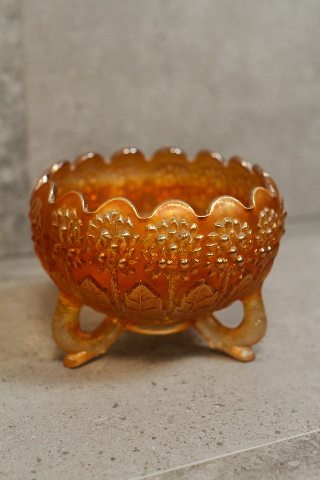 Antique 1920's Fenton Marigold Flower Carnival Glass Three Toed Rose Bowl