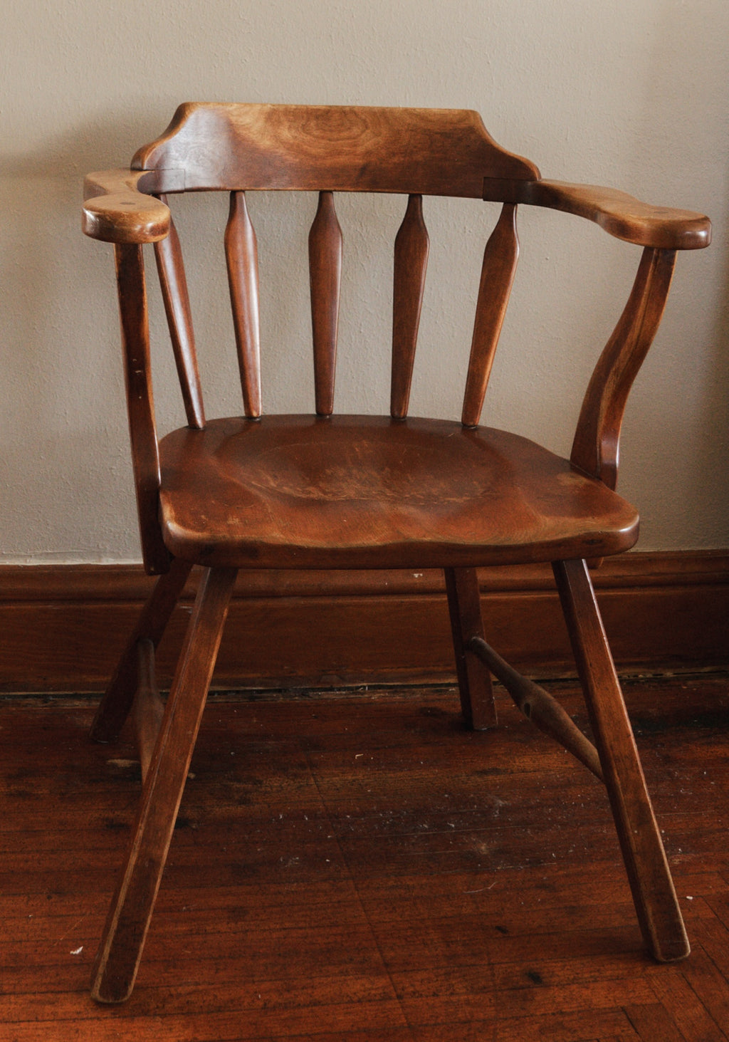 Vintage JB Van Sciver Co. Wood Captain's Chair