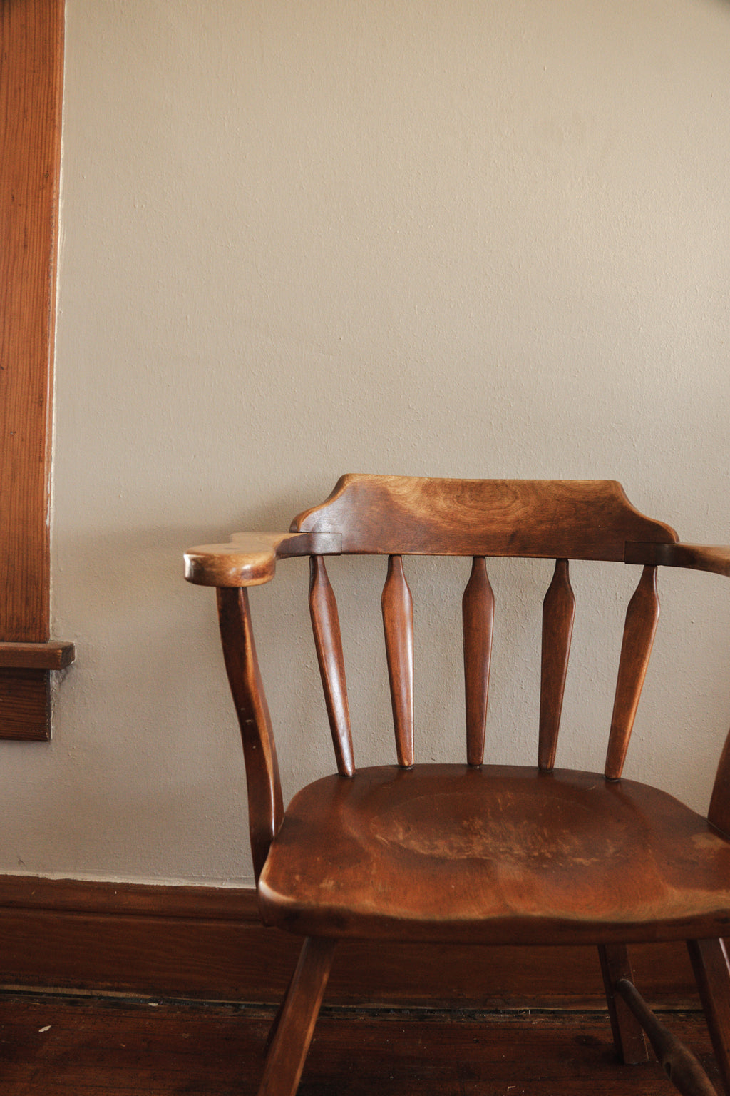 Vintage JB Van Sciver Co. Wood Captain's Chair